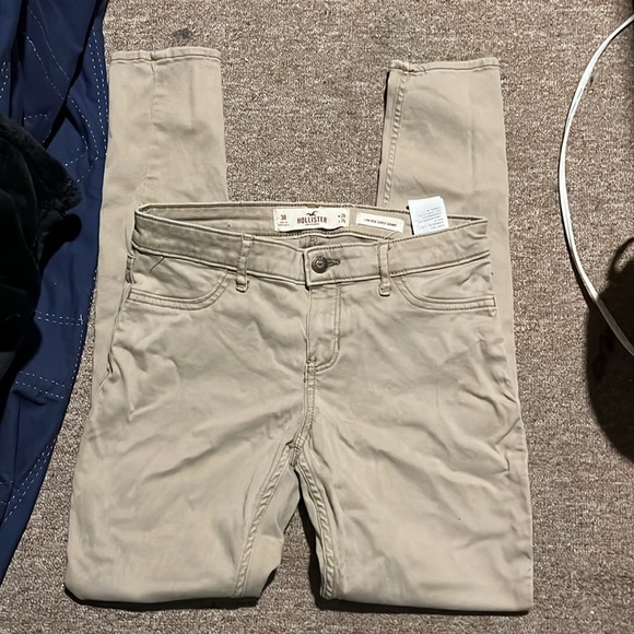 Hollister low rise super skinny jeans size 3 - Picture 2 of 3